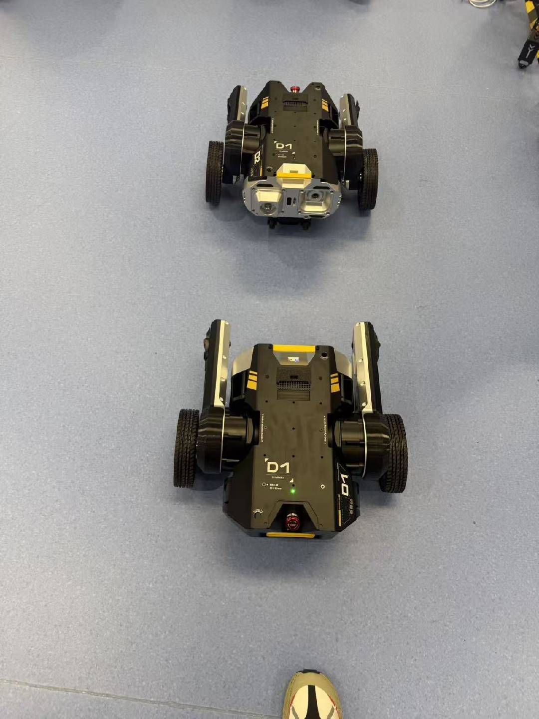 DirectDrive D1 - Bipedal Robot