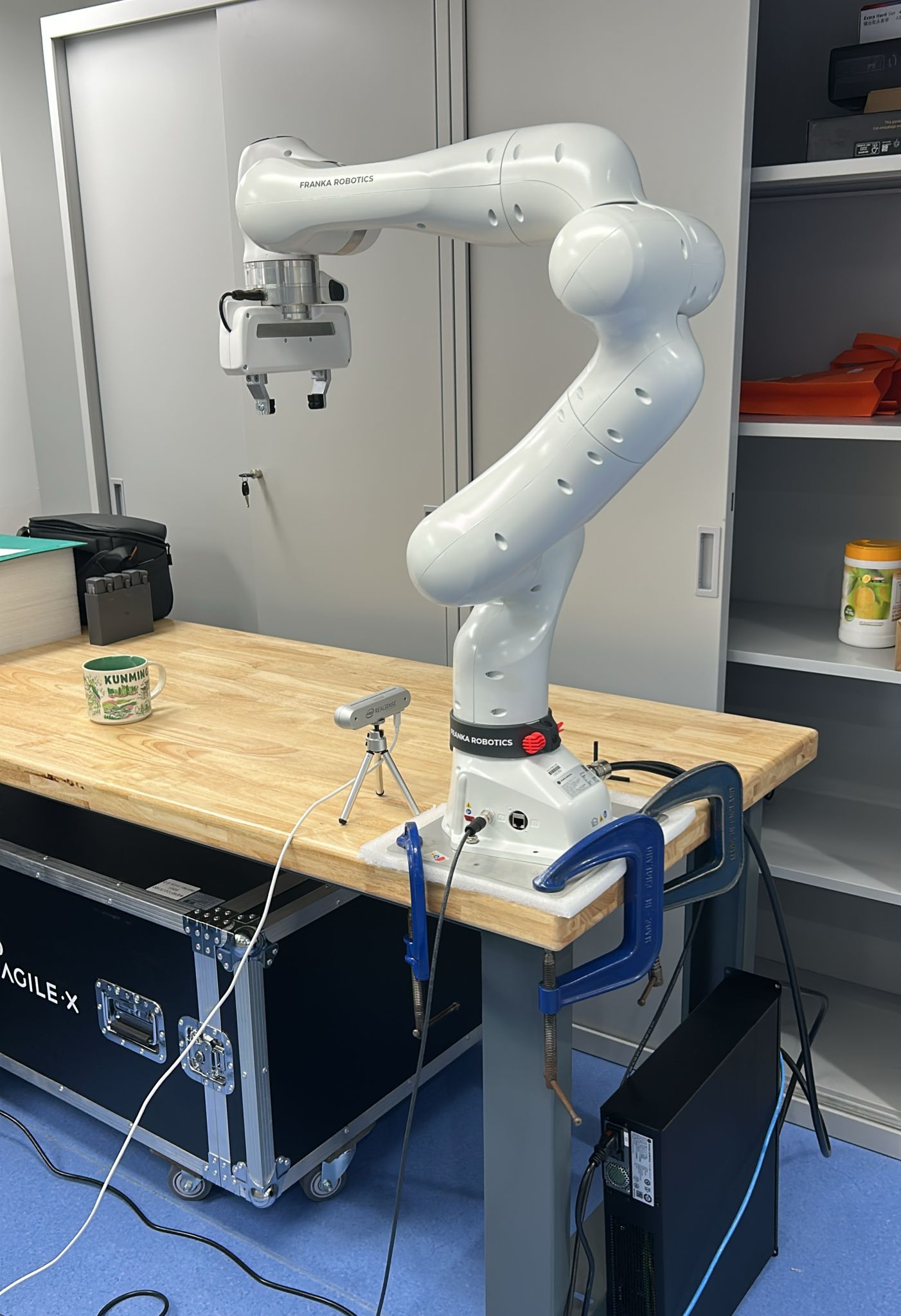 Franka Research 3 - Collaborative Robotic Arm